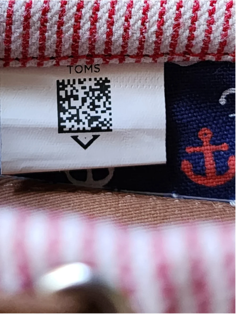 TOMS Youth 13 Bimini‎ Nautical Red Striped Canvas Slip On Shoes